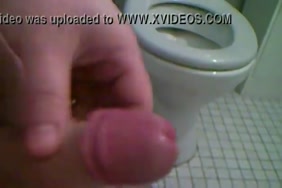 صور امراة عارية في الحمام